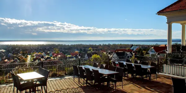 Pohoda u Balatonu: polopenze, neomezený wellness, 2 děti zdarma