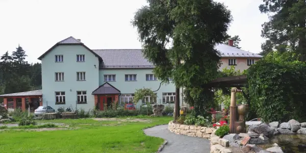 Moravský kras pro pár i rodinu s jídlem