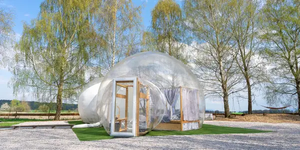 Glamping V bublině a neomezený relax v sauně