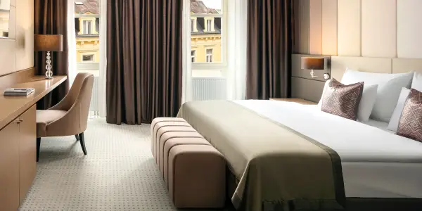 Luxusní butikový hotel ve Varech: polopenze i procedury