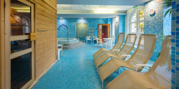 Relax v Miskolci: wellness, polopenze, lázně a 2 děti zdarma