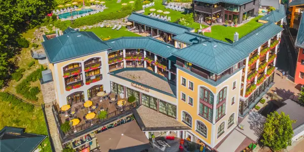 Rakouské Alpy: krásný hotel s wellness a polopenzí