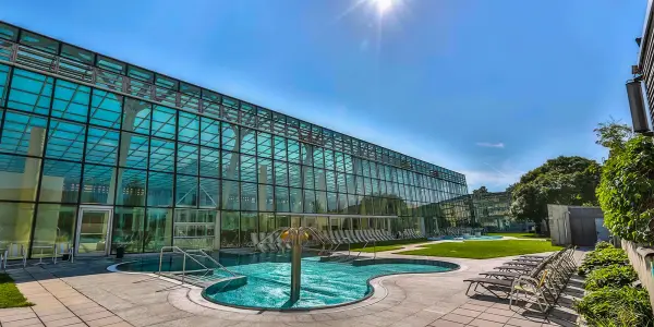 4* hotel u Vídně: snídaně, neomezené termály i saunový svět