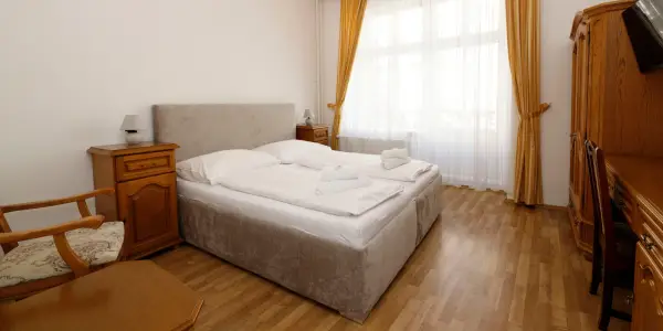 Pobyt v Karlových Varech až pro 4 osoby vč. snídaně