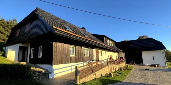 Šumava: pobyt v apartmánu nebo v podkroví se snídaní