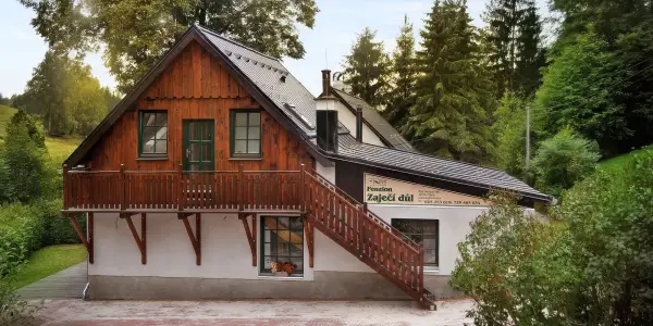 Pobyt v Jizerských horách: snídaně i degustace vín