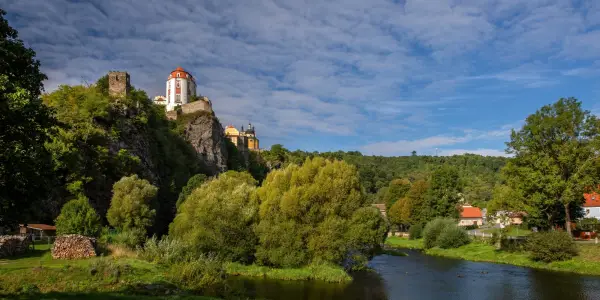 Originální hotel ve Vranově se snídaněmi i večeří