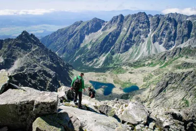 Žabí plesa z vrcholu Rysy