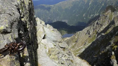 Jedno z Roháčských ples z řetězu přes Tri kopy